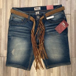 Mudd Bermuda belted shorts size 5 NWT